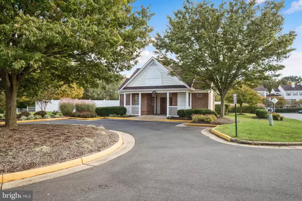 Sterling, VA 20164,21845 BALDWIN SQ #101