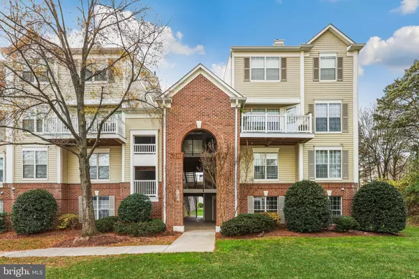 21845 BALDWIN SQ #101, Sterling, VA 20164