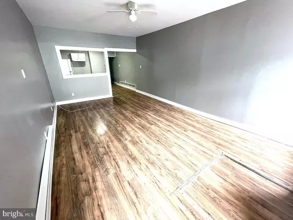 Burlington, NJ 08016,424 YORK ST