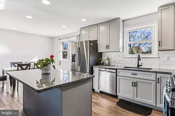 Waldorf, MD 20601,3015 WALNUT LN