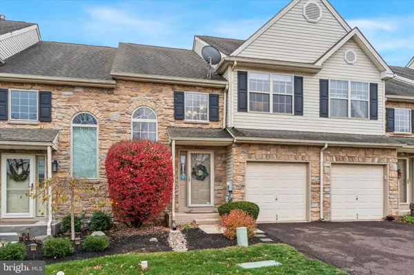 2905 GATEWAY DR, Royersford, PA 19468