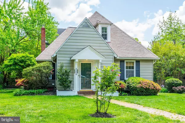 4350 RIVER RD NW, Washington, DC 20016