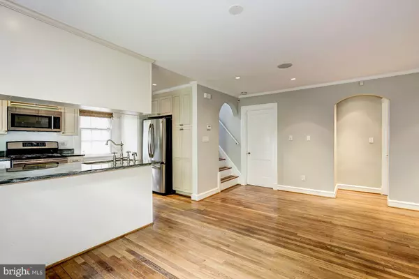 Washington, DC 20016,4350 RIVER RD NW