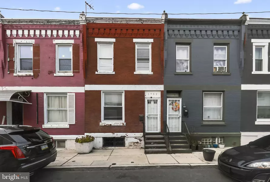 1752 N LECOUNT ST, Philadelphia, PA 19121