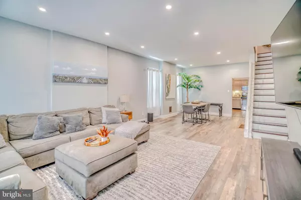 Philadelphia, PA 19128,320 HERMITAGE ST