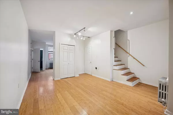 Philadelphia, PA 19123,1000 N RANDOLPH ST