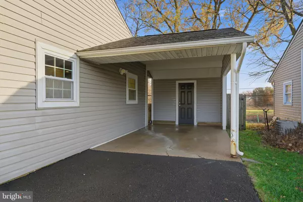 Fairless Hills, PA 19030,208 TRENTON RD