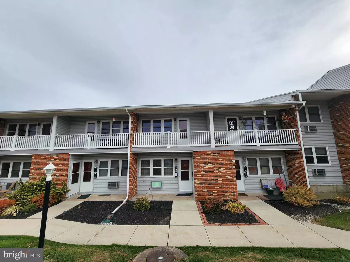 York, PA 17404,76 LARK CIR