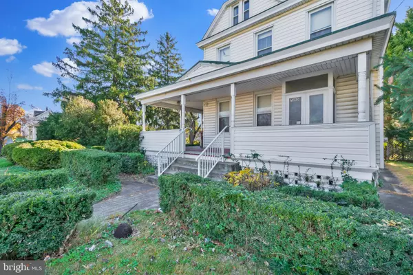 Dundalk, MD 21222,7103 HOLABIRD AVE