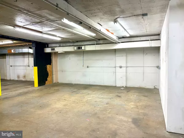 Lancaster, PA 17601,1278 LOOP RD