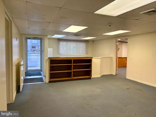 Lancaster, PA 17601,1278 LOOP RD