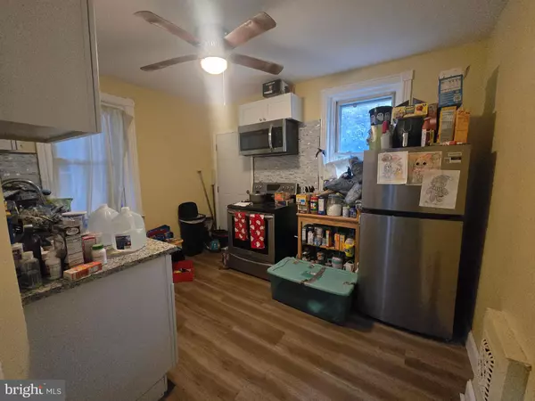 Chester, PA 19013,1135 THOMAS ST