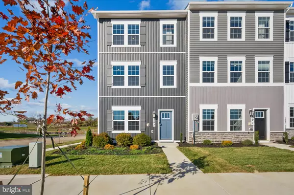 417 ECLIPSE ST, Charles Town, WV 25414