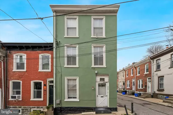Philadelphia, PA 19128,352 CARSON ST