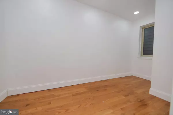 Philadelphia, PA 19147,617 S 7TH ST #C