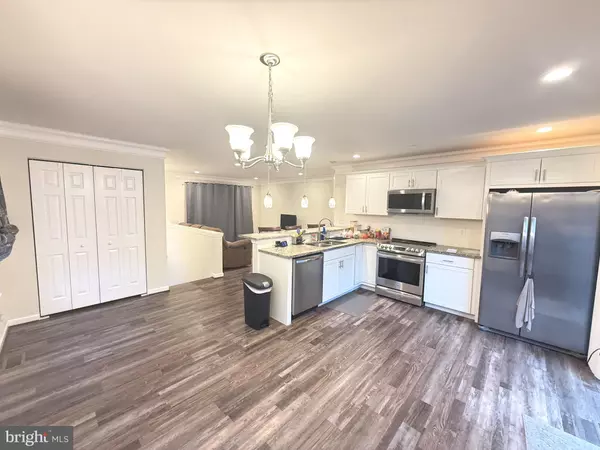 Pasadena, MD 21122,809 DUVALL HWY