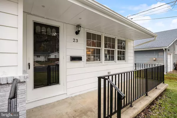 Hamilton, NJ 08690,23 MARK TWAIN DR