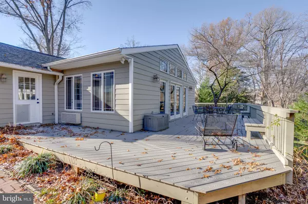 Fairfax, VA 22032,9308 ASHMEADE DR