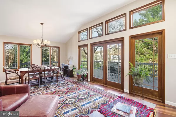 Fairfax, VA 22032,9308 ASHMEADE DR