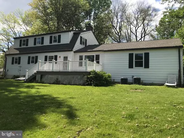 Conshohocken, PA 19428,1007 JONES RD