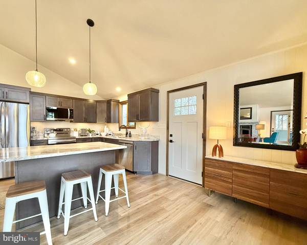 Hedgesville, WV 25427,417 TECUMSEH TRL