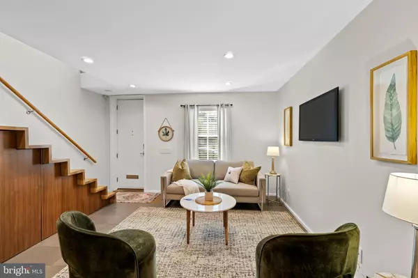 Philadelphia, PA 19147,1231 LOMBARD ST