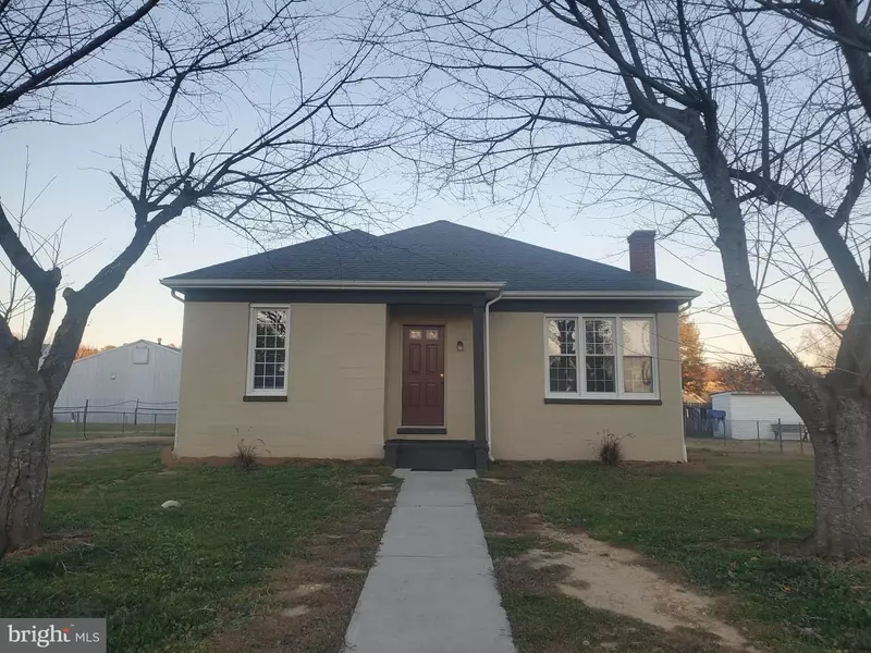 1905 MIMOSA ST, Fredericksburg, VA 22405