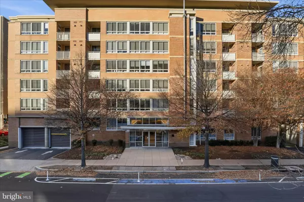 355 I ST SW #311, Washington, DC 20024