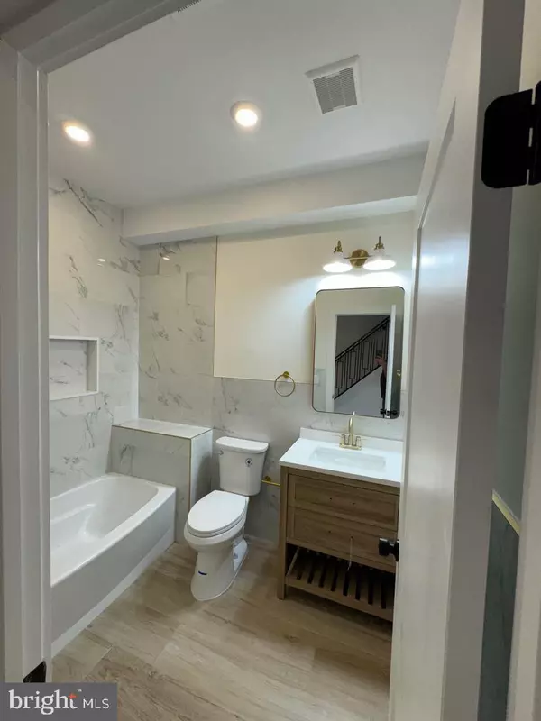 Philadelphia, PA 19122,2043 N RANDOLPH ST #2