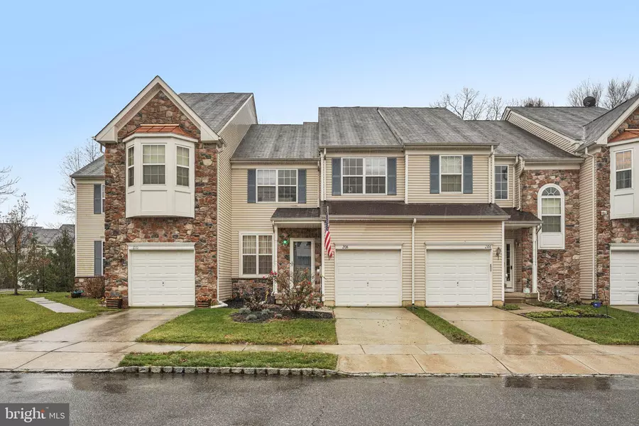 208 CHANCELLOR DR, Woodbury, NJ 08096