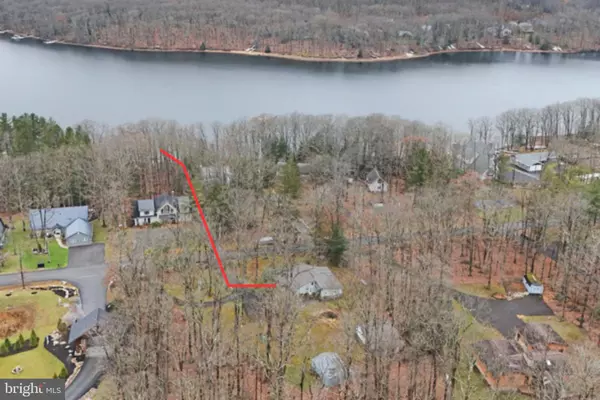 222 SKIPPERS POINT RD, Oakland, MD 21550