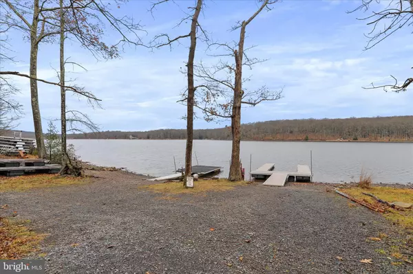 Oakland, MD 21550,222 SKIPPERS POINT RD