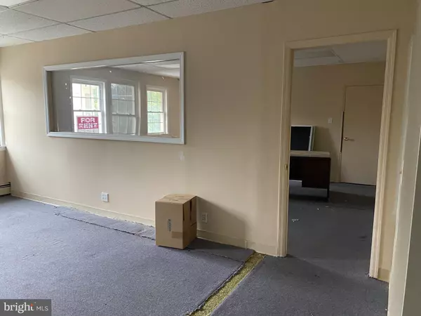 Forked River, NJ 08731,540 LACEY RD