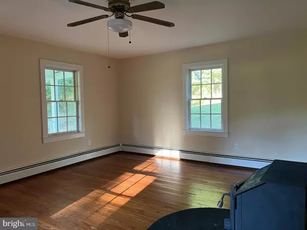 Marshall, VA 20115,3236 ASHBY GLEN