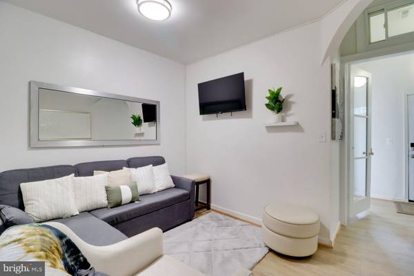 Washington, DC 20001,1908 9TH ST NW #A