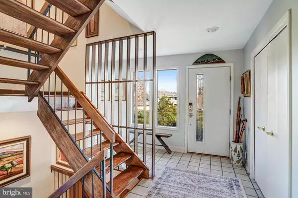 Oakton, VA 22124,10906 MILLER RD