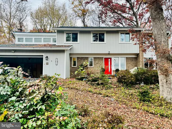 Oakton, VA 22124,10906 MILLER RD