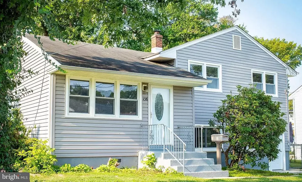 138 EDWARDS DR, Gloucester City, NJ 08030