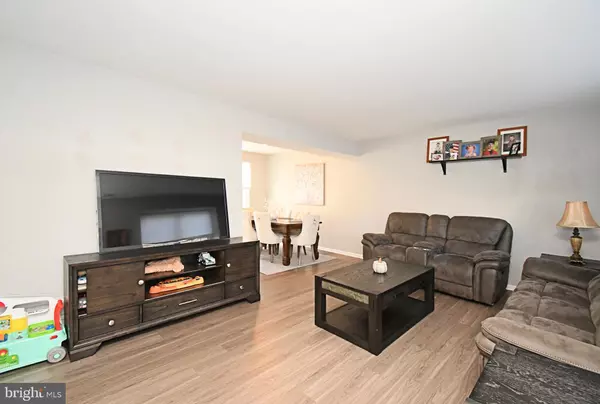 Horsham, PA 19044,53 LOGGERS MILL RD