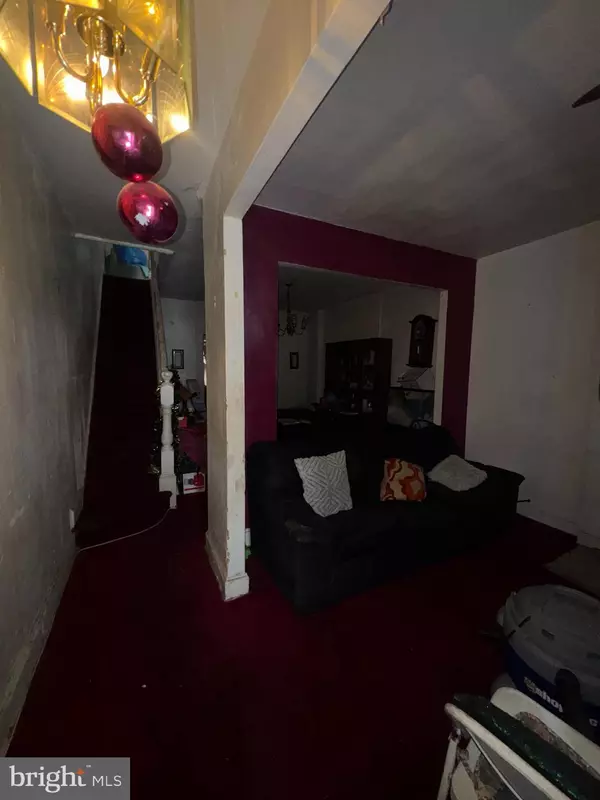 Baltimore, MD 21218,744 BARTLETT AVE