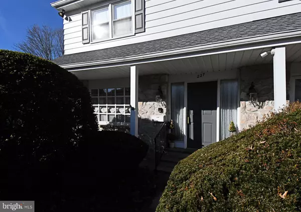 Cheltenham, PA 19012,227 BARCLAY CIR