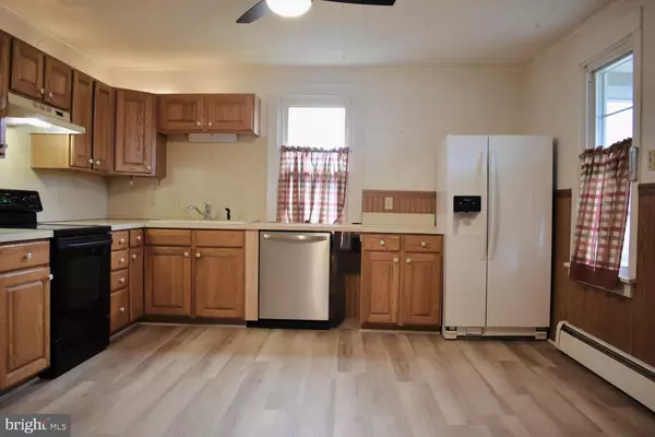 Coal Township, PA 17866,1551 HOLLY ST W