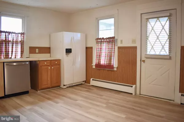 Coal Township, PA 17866,1551 HOLLY ST W