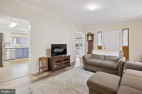 Sicklerville, NJ 08081,50 LOFT MOUNTAIN DR