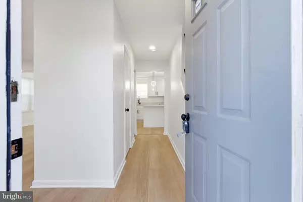 Upper Marlboro, MD 20774,402 RED LEAF CT