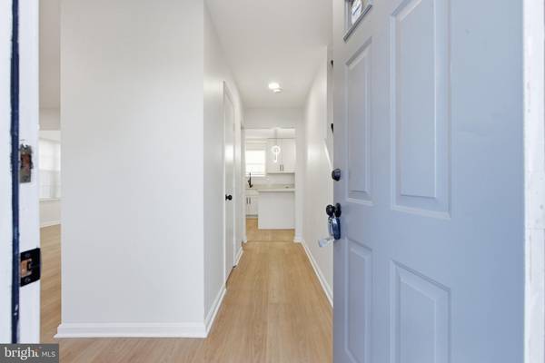 Upper Marlboro, MD 20774,402 RED LEAF CT