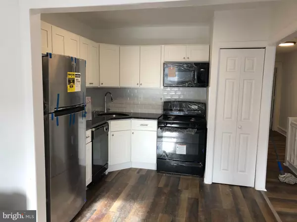 Philadelphia, PA 19145,1431 WOLF ST #2ND FLOOR