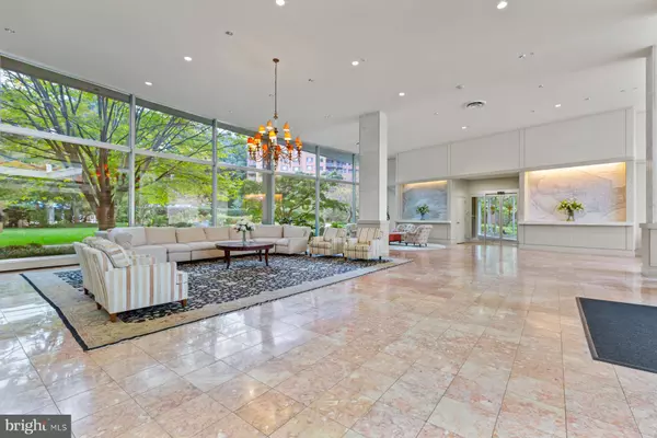 Washington, DC 20016,4201 CATHEDRAL AVE NW #801W