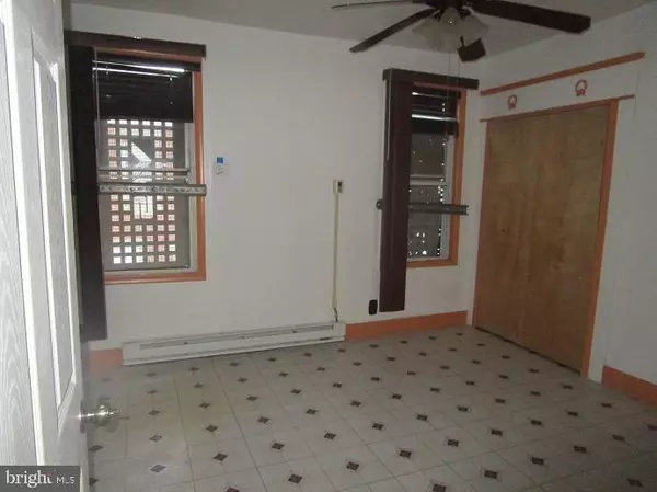 744 E WILLARD ST, Philadelphia, PA 19134