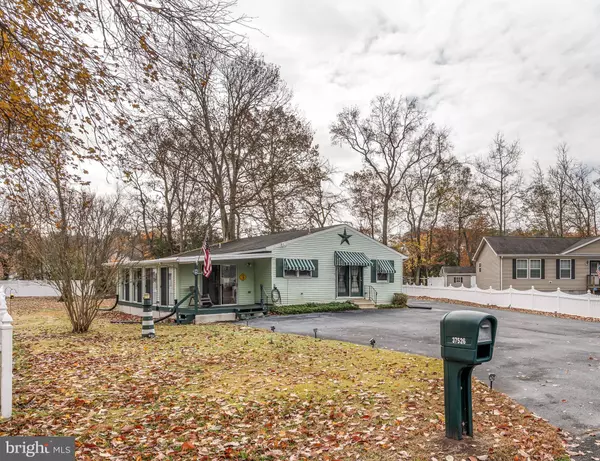 Ocean View, DE 19970,37526 OAK ST